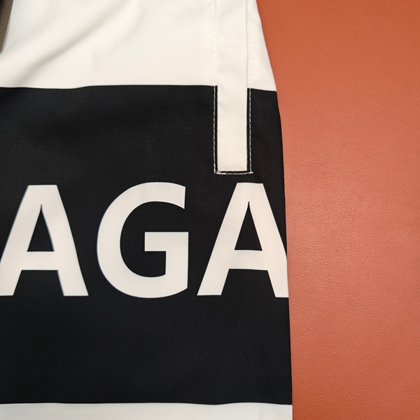 ブランドハーフパンツ角部分ディテール